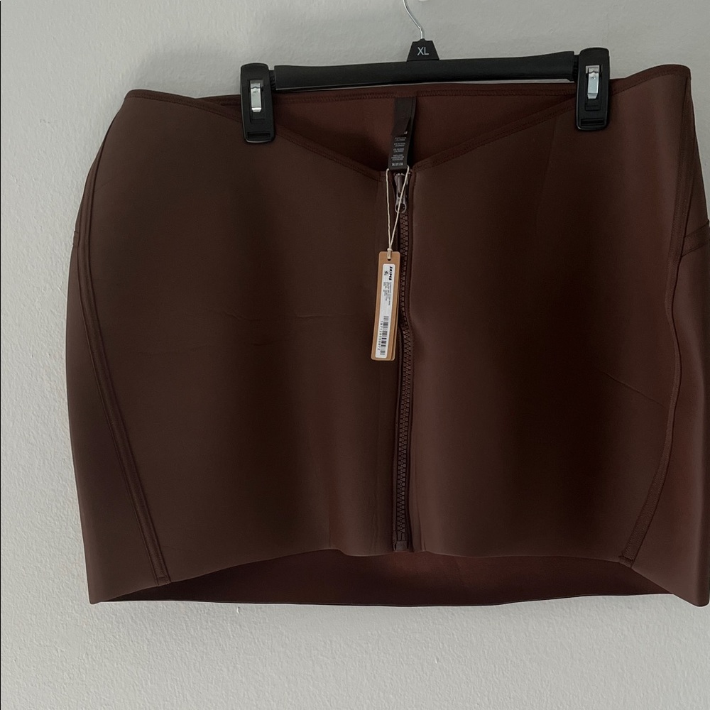 SKIMS SCUBA SWIM Brown Zippered Skirt